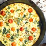 Frittata aux tomates cerise et à la mozzarella