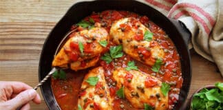 Poulet à la sauce aux poivrons et tomate au Thermomix