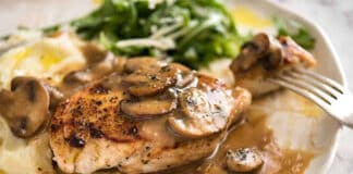 Emincé de poulet à la sauce aux champignons